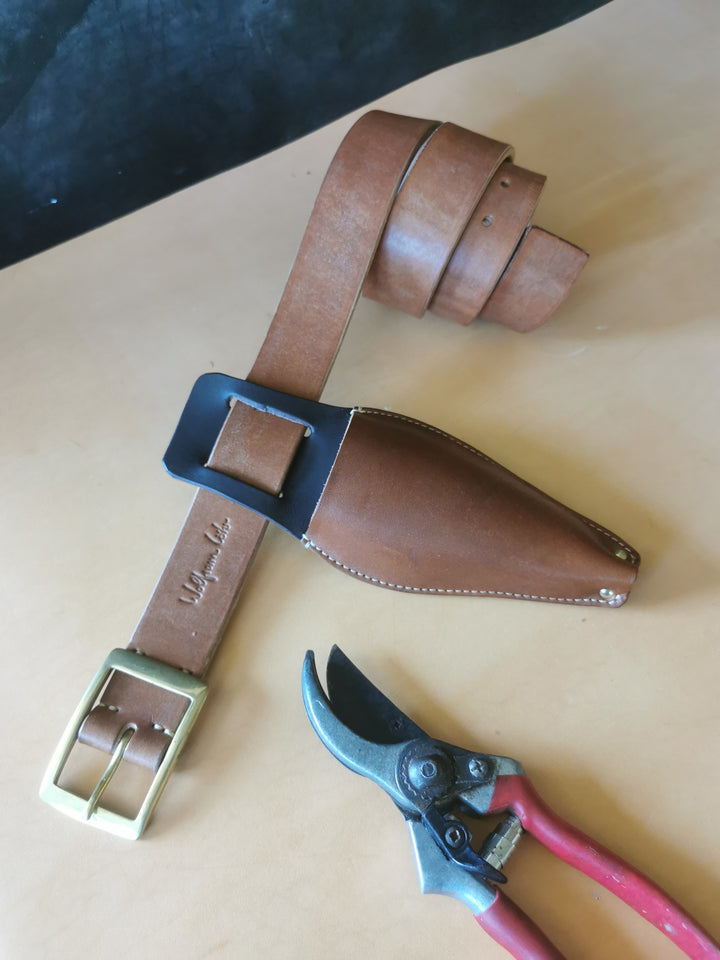 Oak Bark Leather Secateurs Holder and Belt Brown