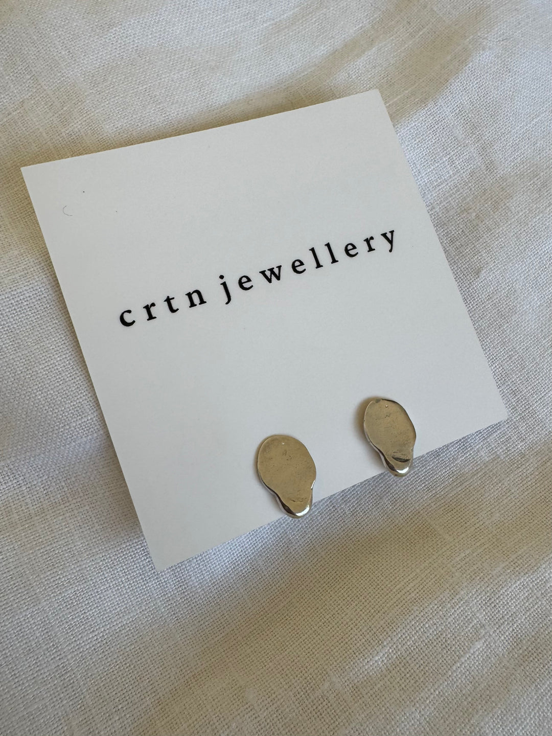 Recycled Silver Melting Studs