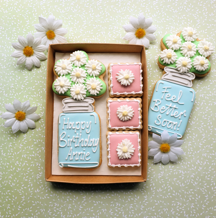 Personalised Wild Daisy Mason jar Cookie Bouquet LETTERBOX GIFT